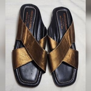 Donald  J Pliner Sandals gild bronze